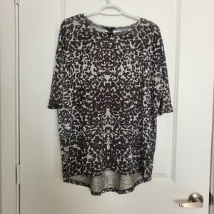 H&M LEOPARD PRINT BLOUSE SIZE MEDIUM